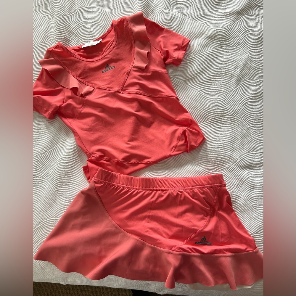 Adorable Adidas by Stella McCartney pickleball/tennis set.